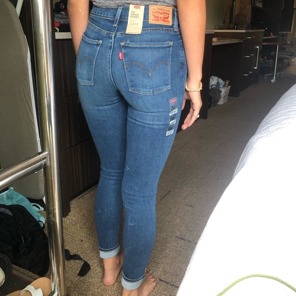 🔴SOLD🔴Levi’s 710 Super Skinny Mid Rise Jeans - Picture 7 of 13